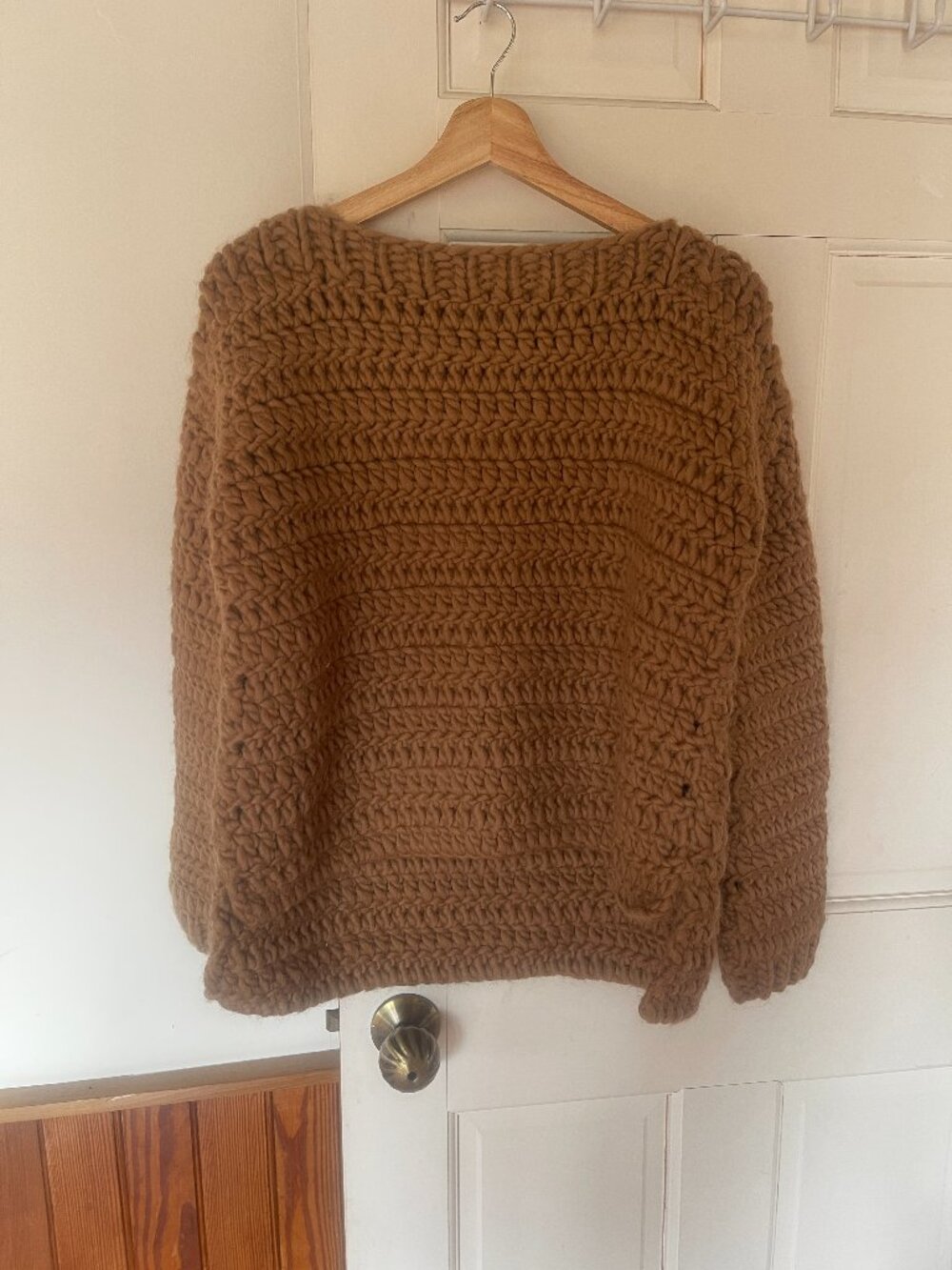 ATELIER DELPHINE  Elmira Handmade Wool Sweater in Camel S - Picture 2 of 7